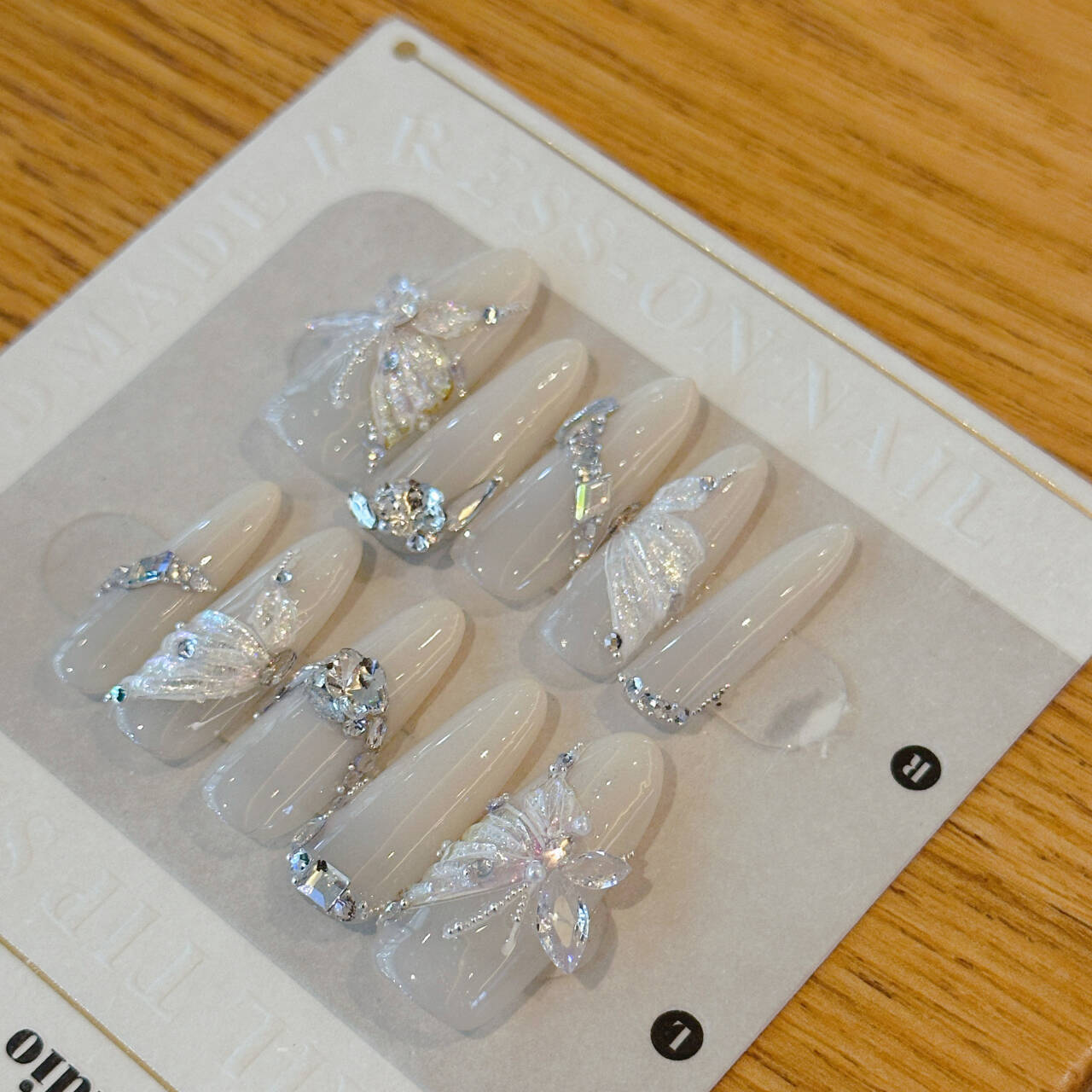 Handmade Wear Armor Fairy Light Luxury Three-dimensional